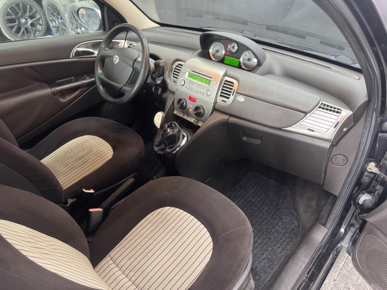 Lancia Ypsilon 1.2 Benzina ADATTA PER NEOPATENTATI