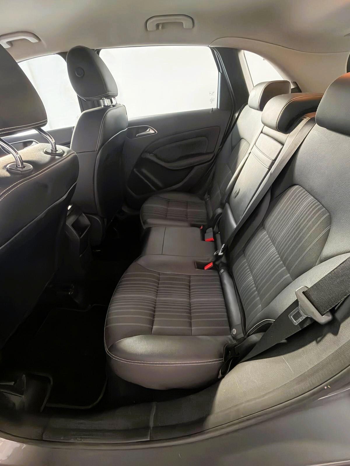 Mercedes B 180 CDI Premium da Vetrina