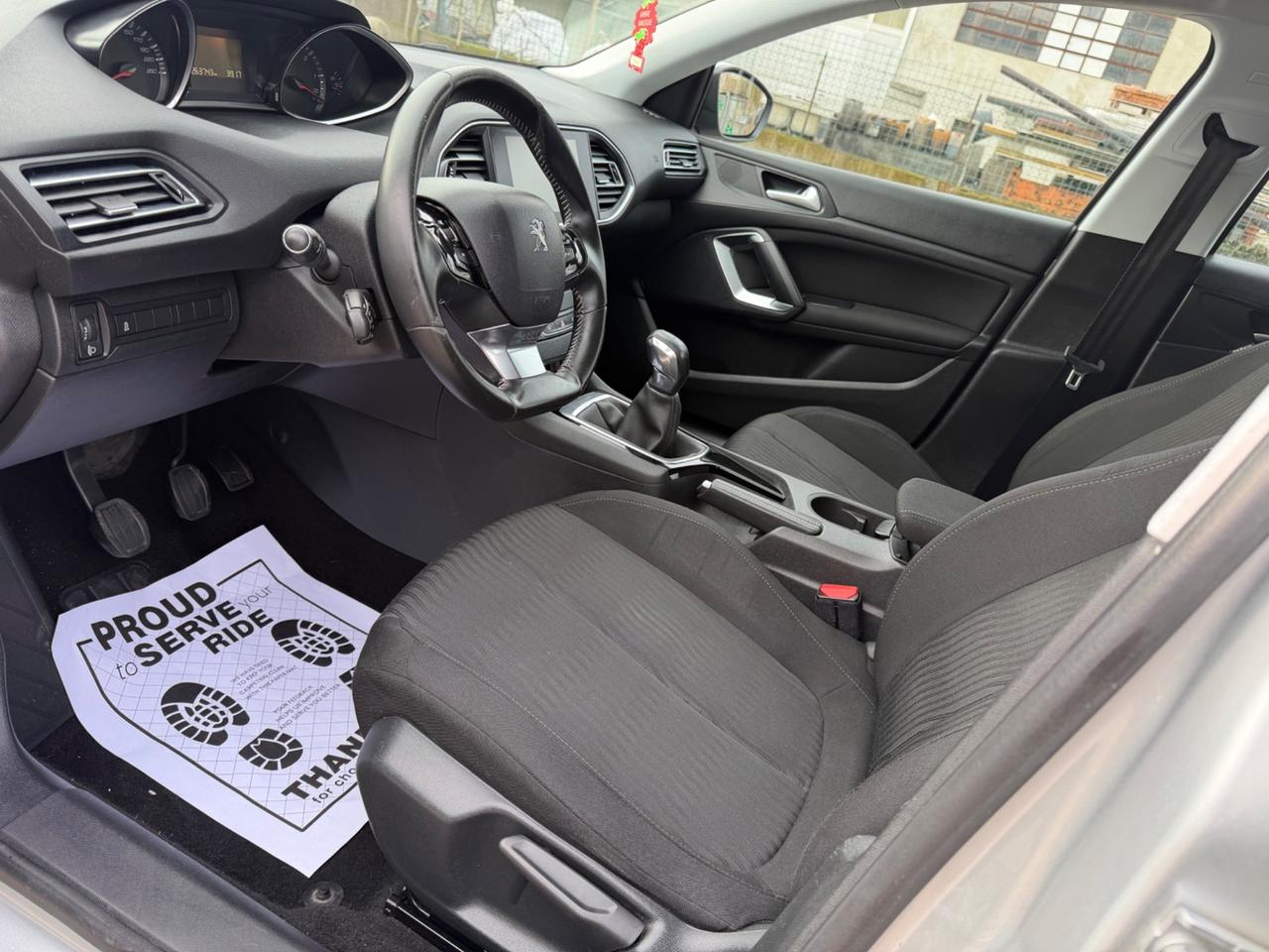 Peugeot 308 BlueHDi 100 S&S SW Active