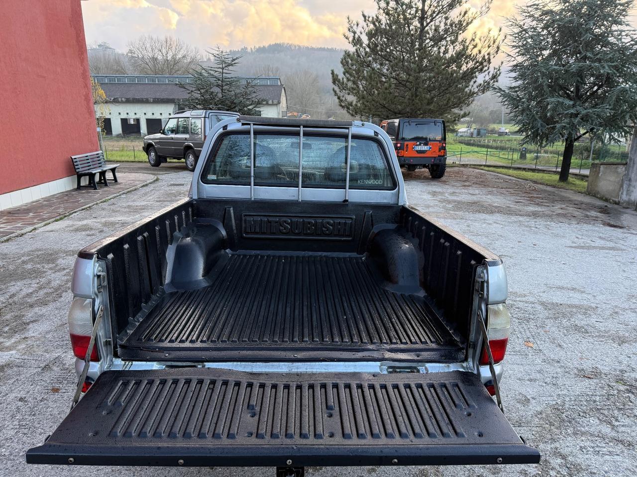 Mitsubishi L200 2.5 TDI 4WD Pick-up