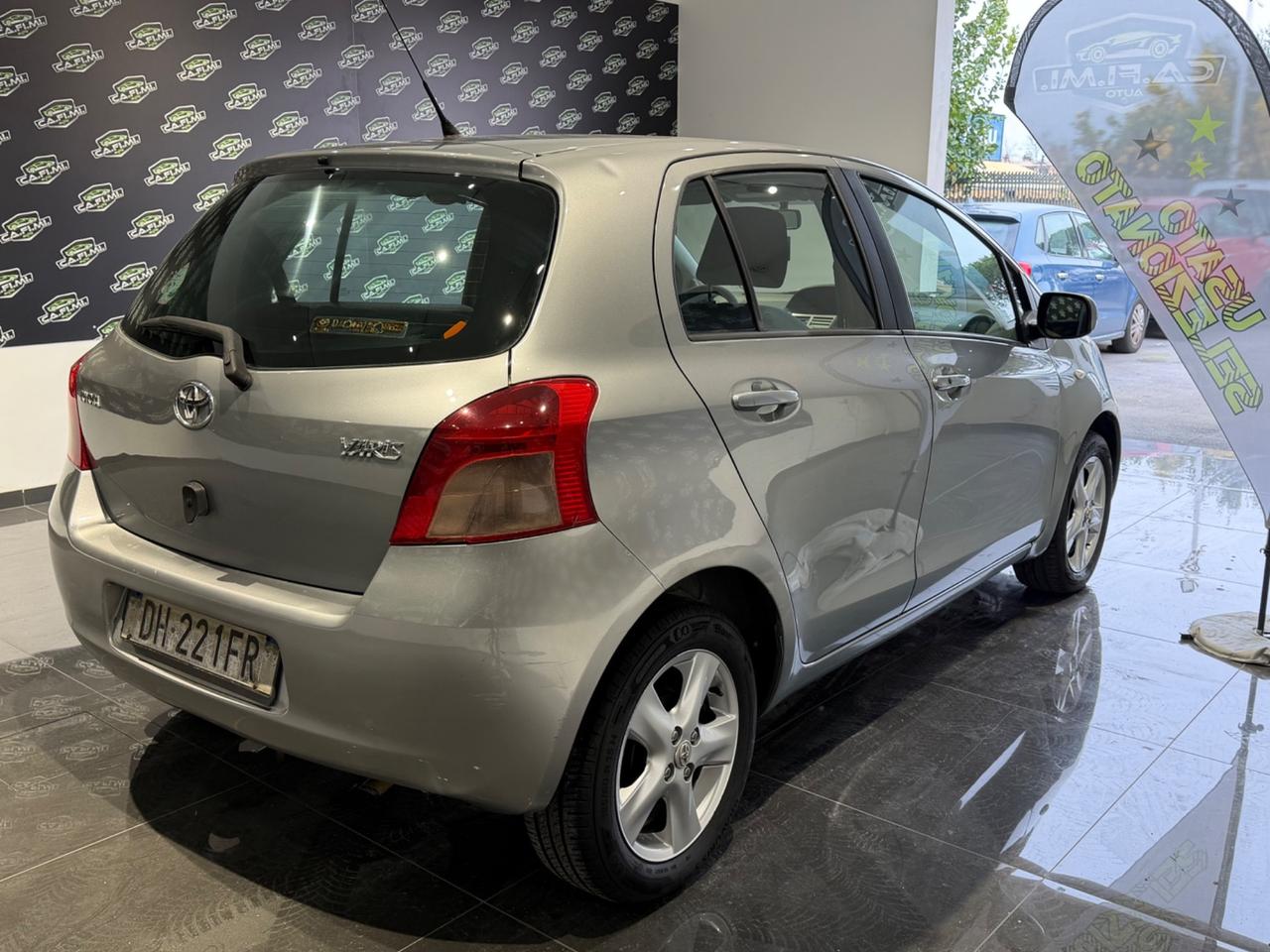 Toyota Yaris - 2007 1.0 BENZINA 69 CV 5 porte