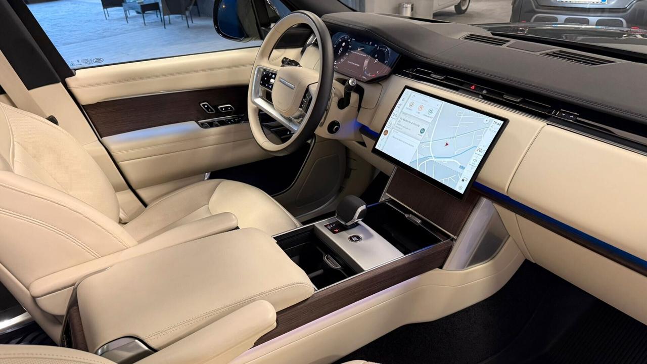 LAND ROVER RANGE 3.0D l6 350 CV AUTOBIOGRAPHY 2025 STRAFULL