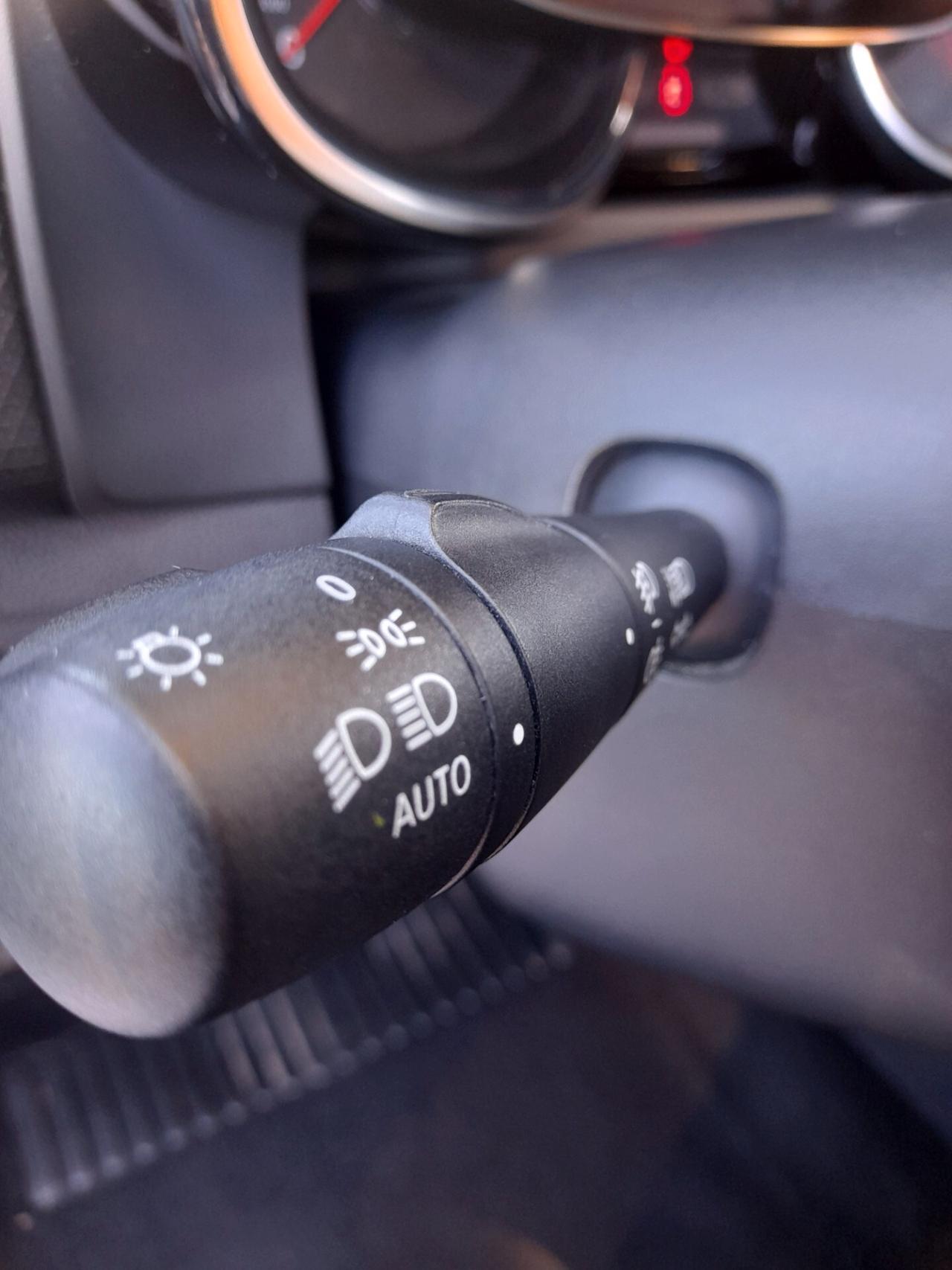 Renault Clio dCi 8V 75 CV 5 porte