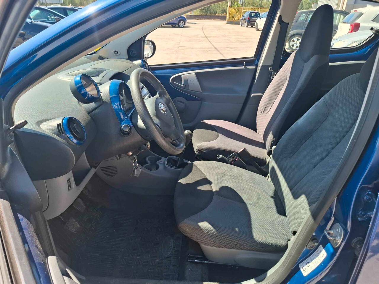 Toyota Aygo 1.0 BENZINA - 2008 5 PORTE