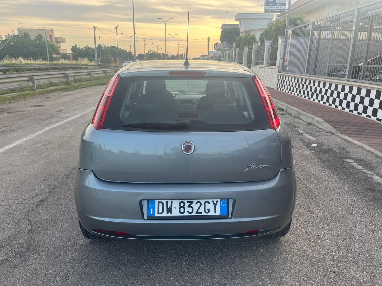 Fiat Grande Punto 1.3 MJT 5 porte Emotion Unipro 2009