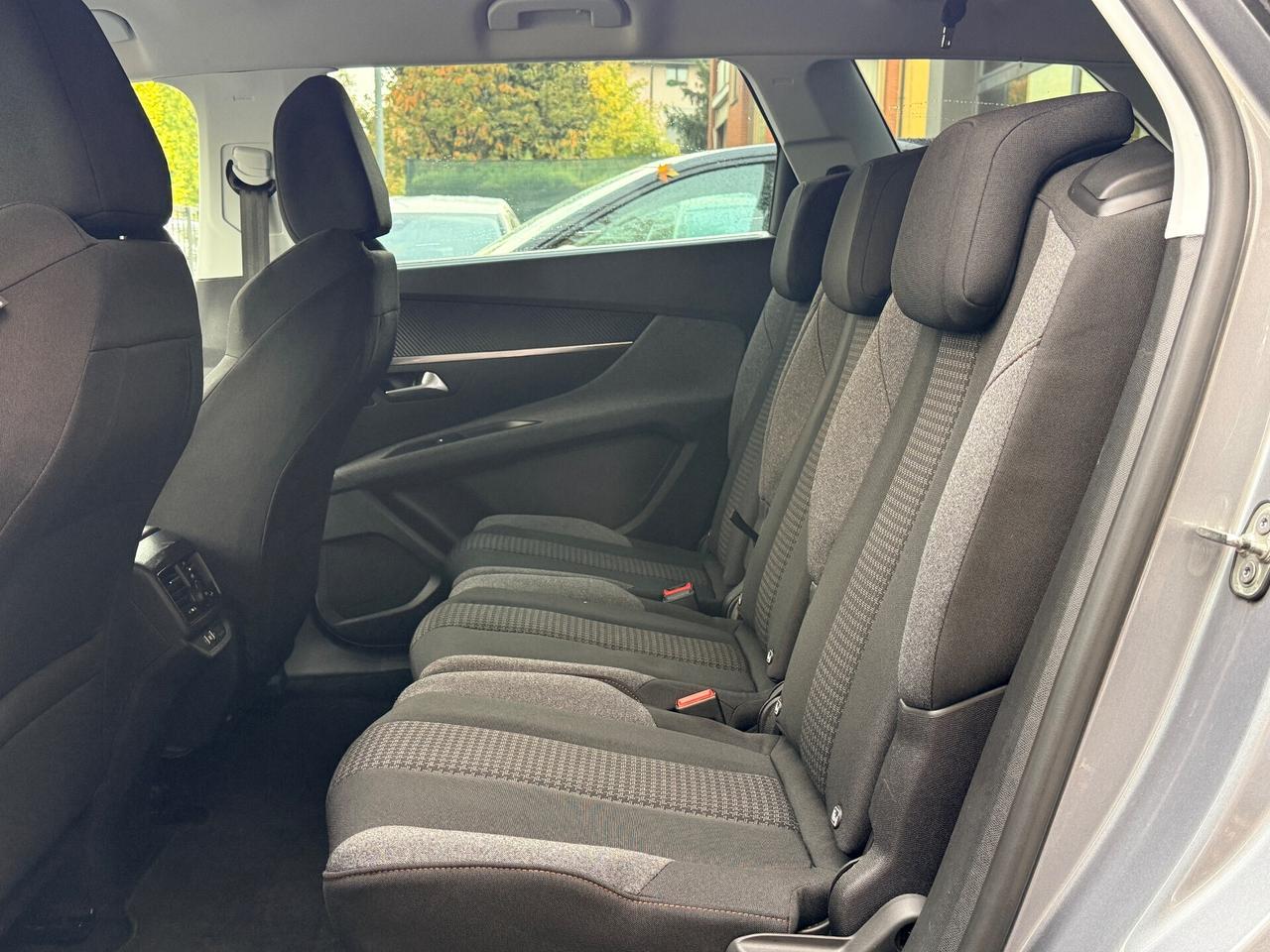 Peugeot 5008 BlueHDi 130 S&S EAT8 Allure