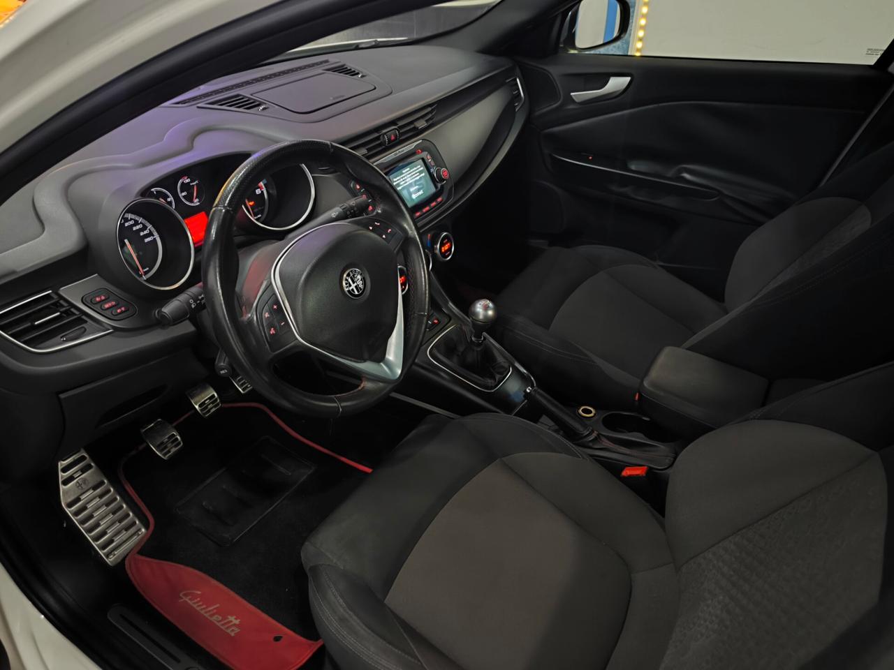 Alfa Romeo Giulietta 1.6 JTDm-2 105 CV Distinctive