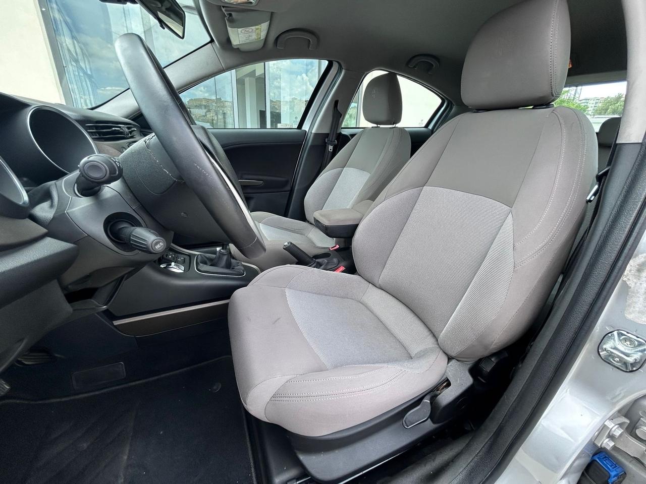 Alfa Romeo Giulietta 1.6 JTDm-2 105 CV Exclusive