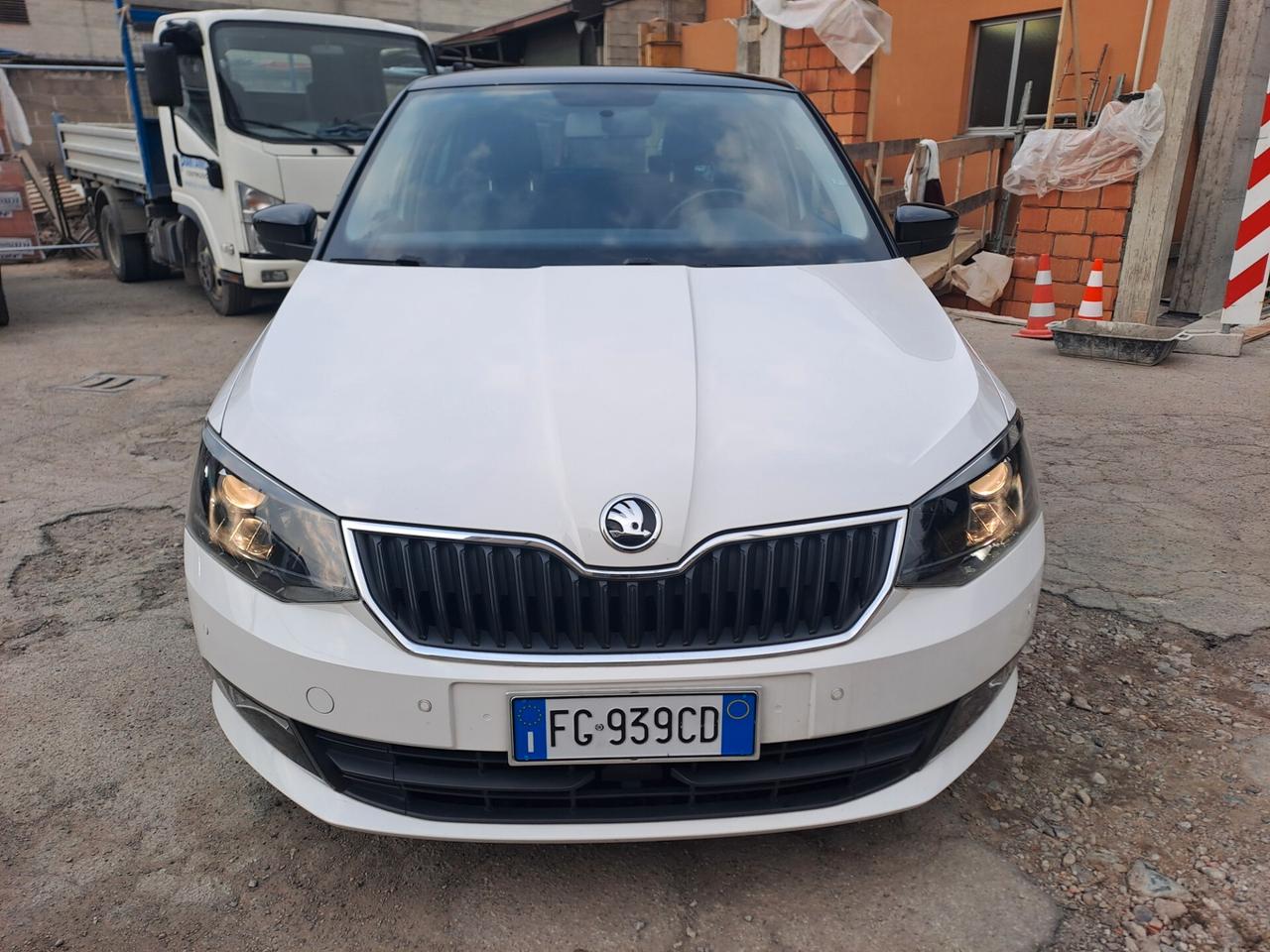 SKODA FABIA 1.2 90 cv BENZINA *OK NEOPATENTATI*