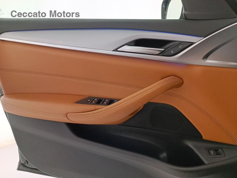 BMW Serie 5 Touring 520 d Business Steptronic