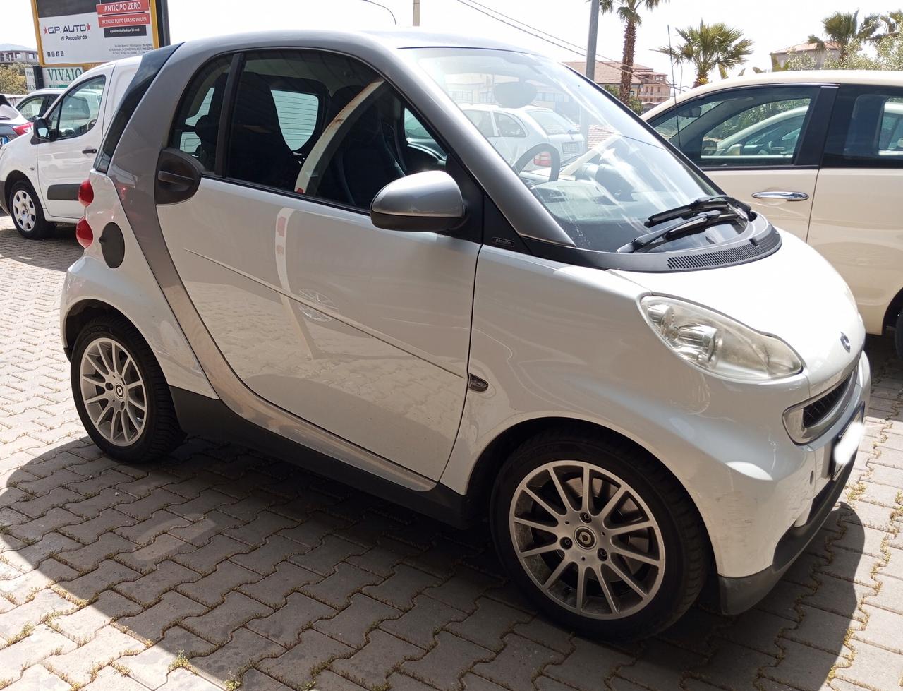 Smart ForTwo 1000 52 kW MHD coupé pulse