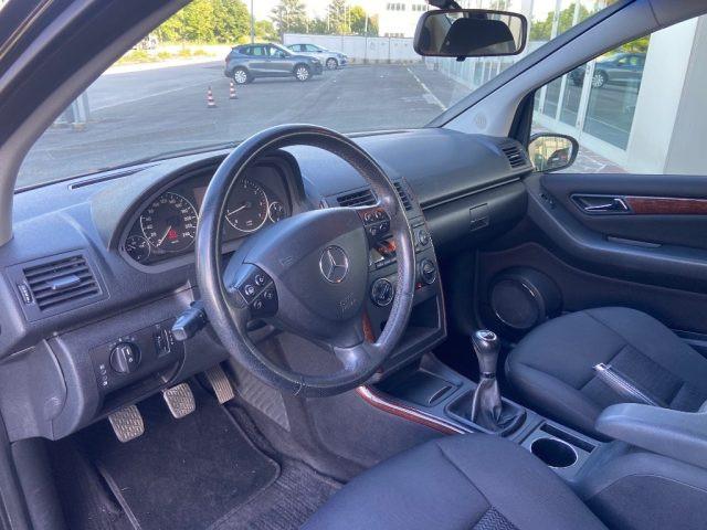 MERCEDES-BENZ A 150 Elegance