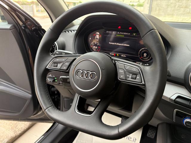 AUDI Q2 30 TDI S tronic S line Edition Identity Black