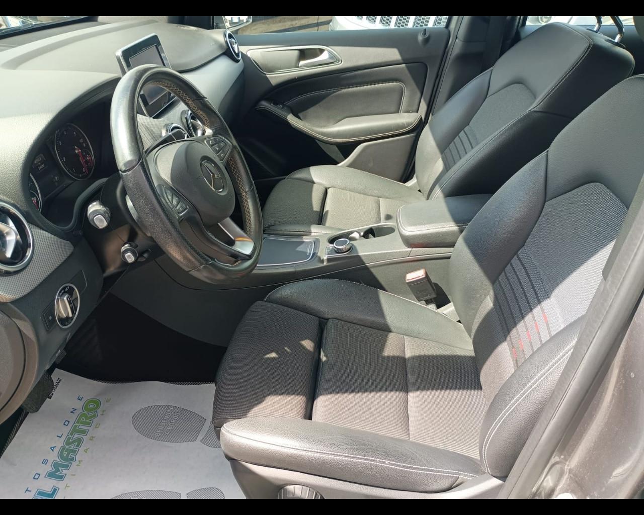 Mercedes-Benz Classe B (T246/242) - B 200 d Automatic Sport