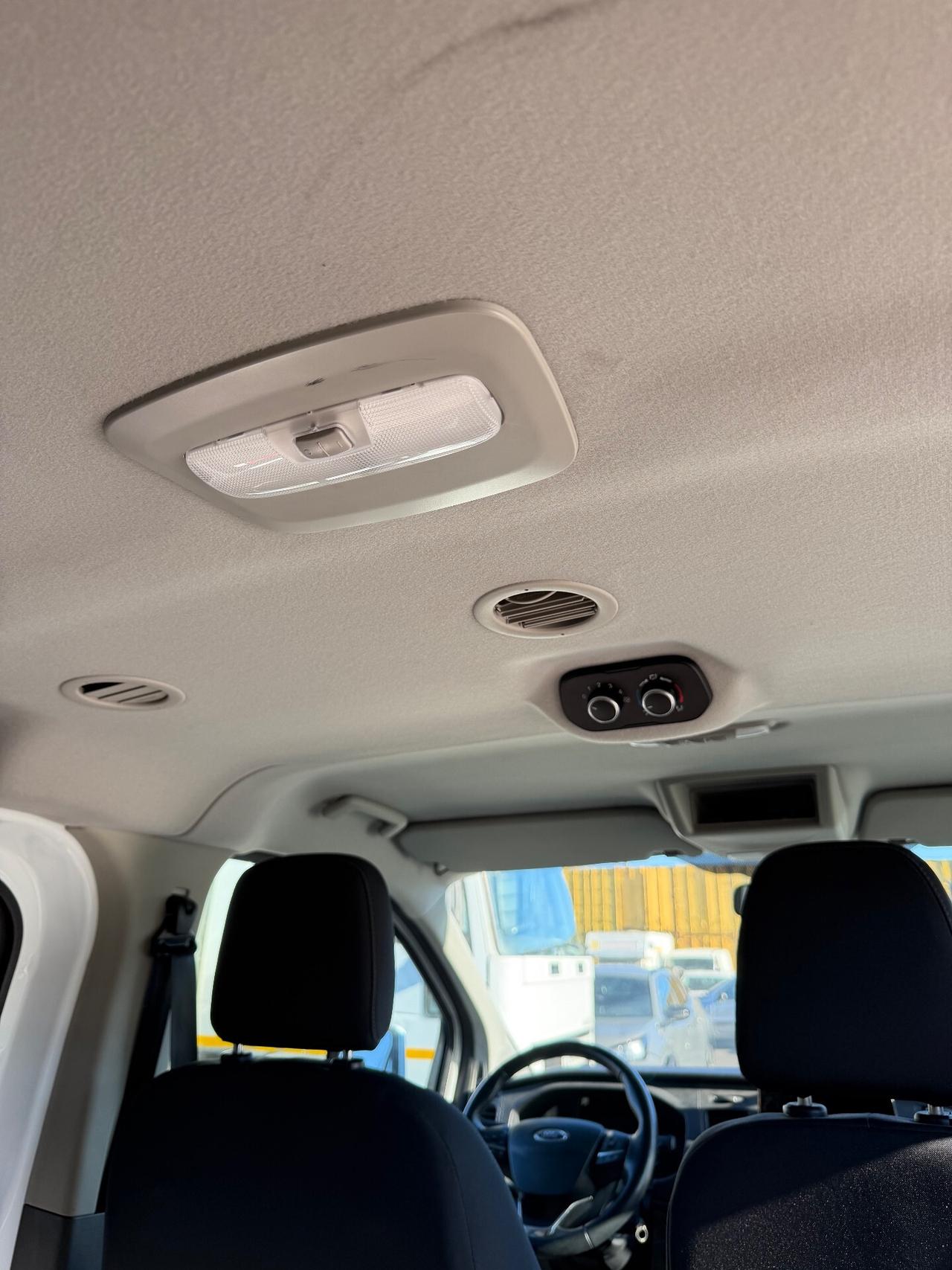 Ford Transit Custom 9 Posti Passo Lungo