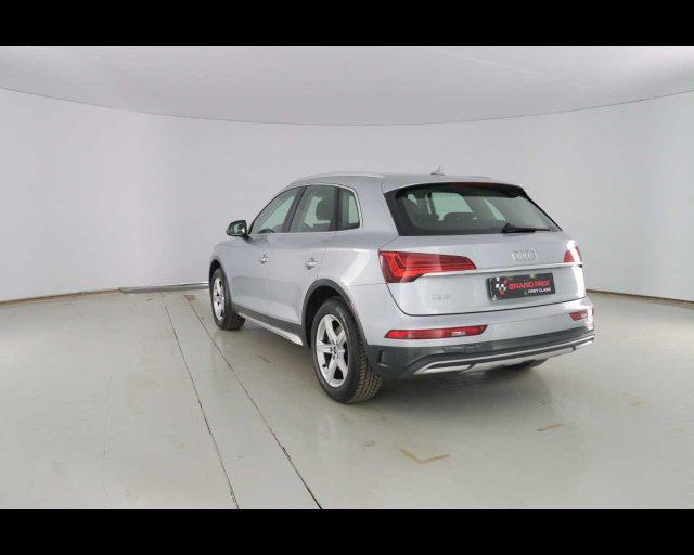 AUDI Q5 35 TDI S tronic Business Advanced