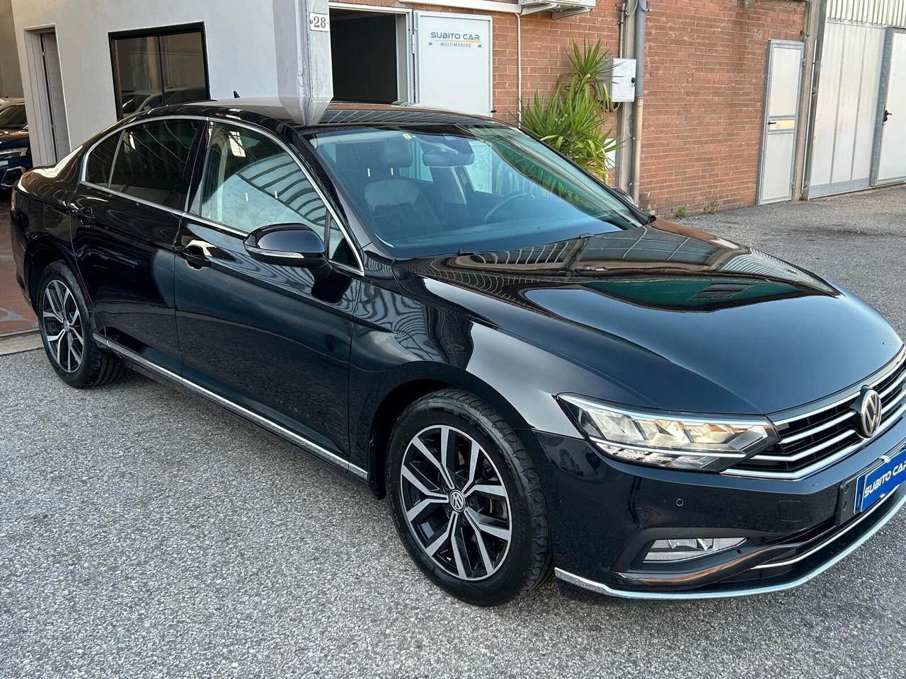 Volkswagen Passat 2.0 TDI SCR EVO DSG Executive