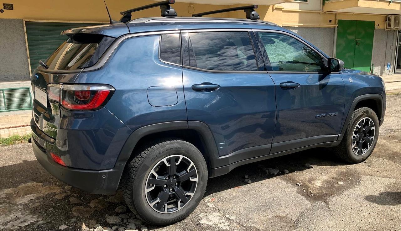 Jeep Compass PHEV 1.3T 240cv PLUG IN TRAILHAWK