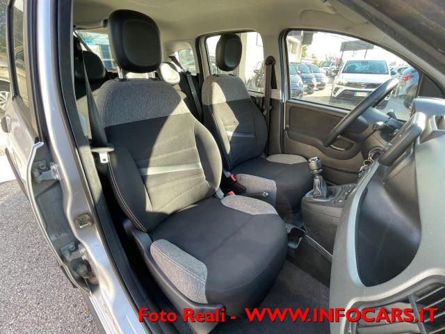 FIAT Panda 1.0 FireFly S&S Hybrid City Life NEOPATENTATI