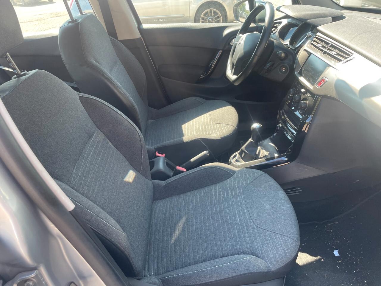 Citroen C3 PureTech 82 Exclusive GPL DISTRIBUZIONE NUOVA