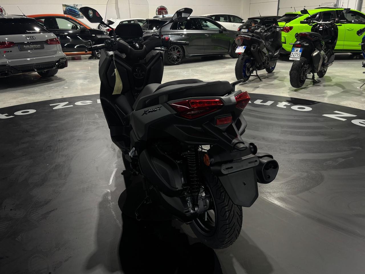 Yamaha X-Max 300