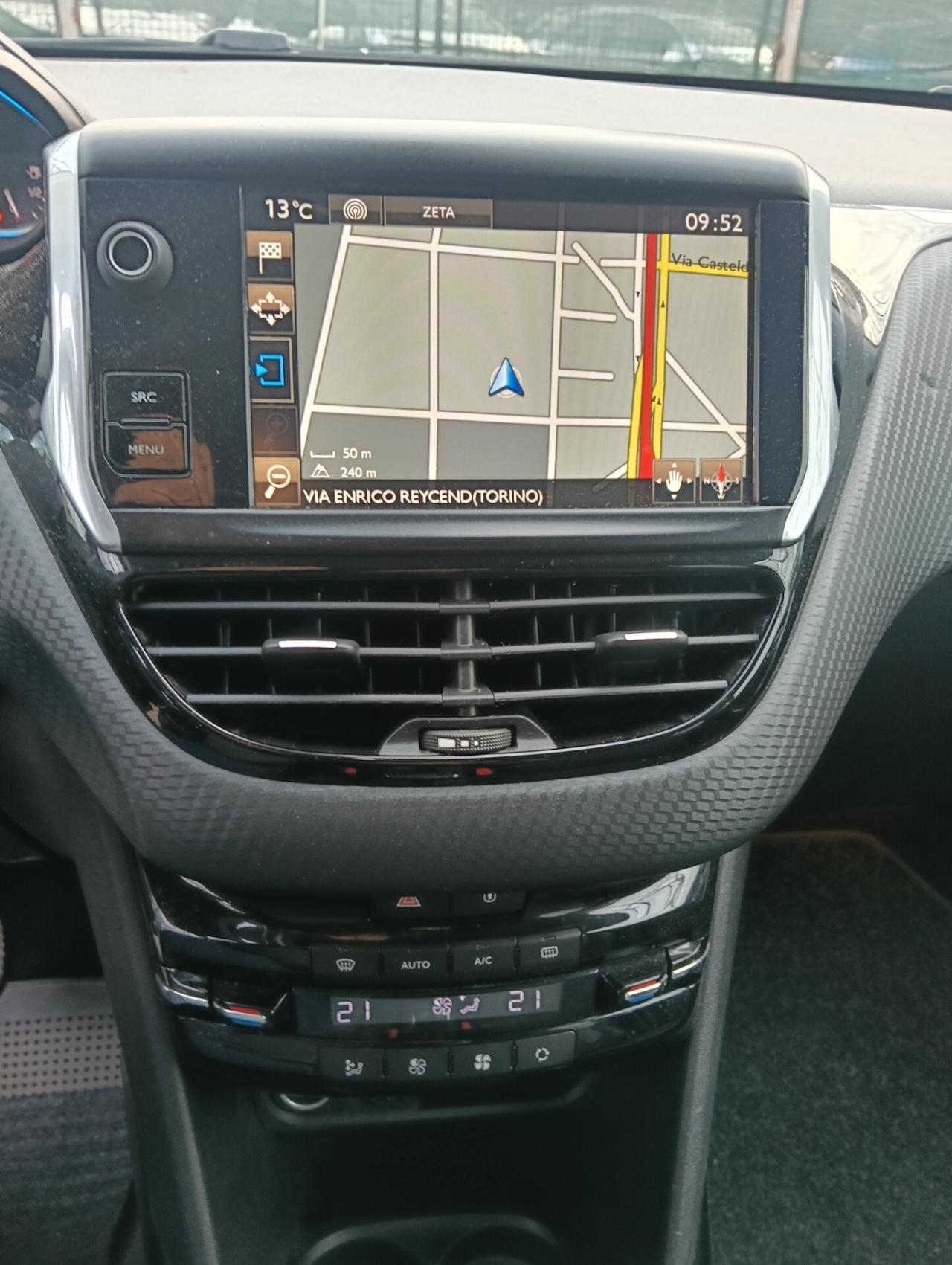 Peugeot 2008 BlueHDi 100 Allure