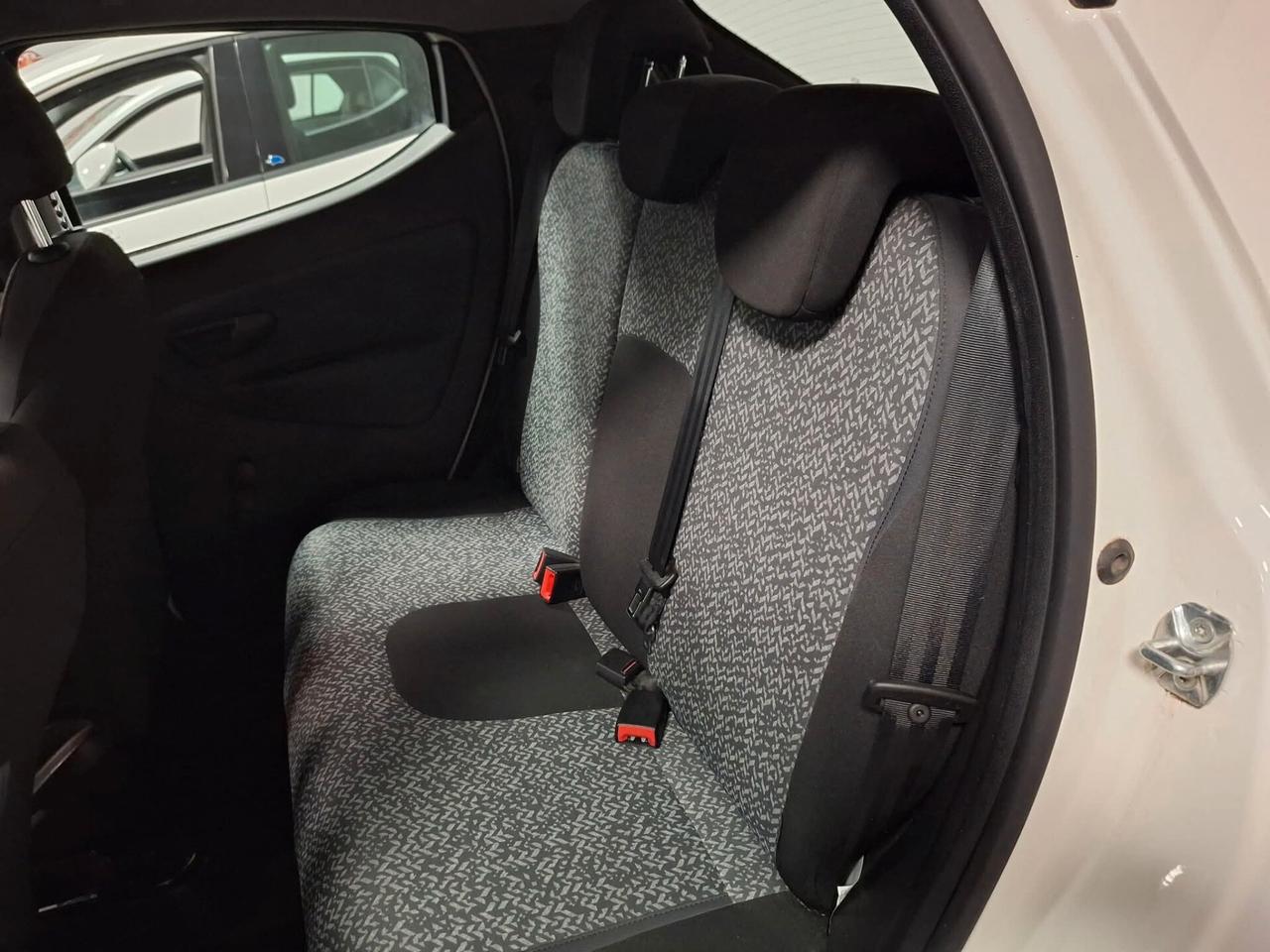 Lancia Ypsilon 1.2 69 CV 5 porte S&S Gold