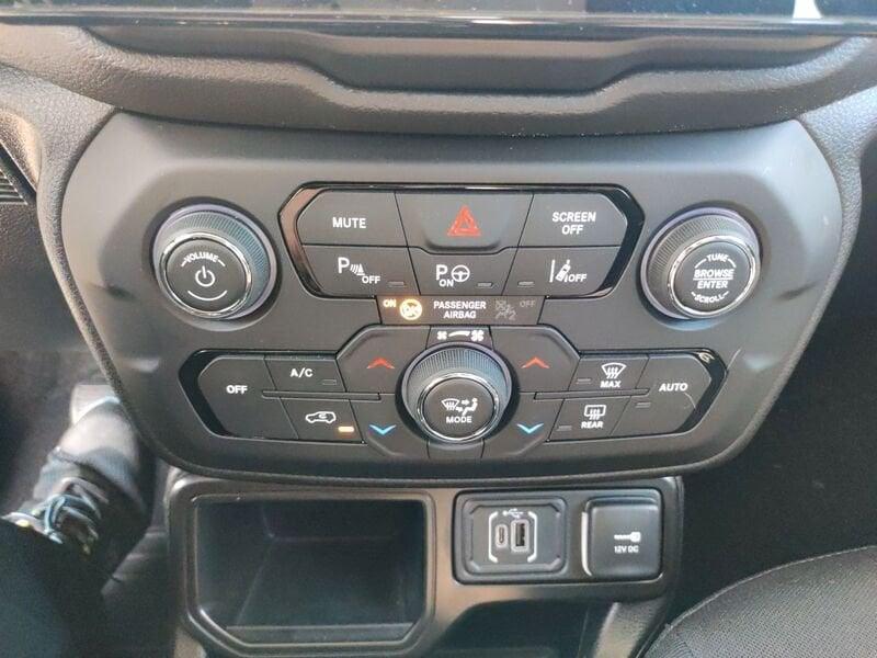 Jeep Renegade 1.5 turbo t4 mhev Summit 2wd dct