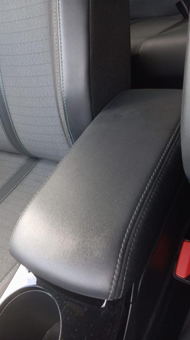 PEUGEOT 2008 *PROMO* PureTech 100 S&S Allure