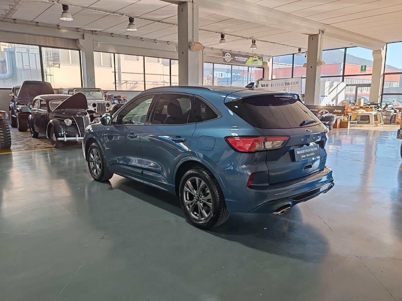 Ford Kuga 2.5 Full Hybrid 190 CV CVT 2WD ST-Line X