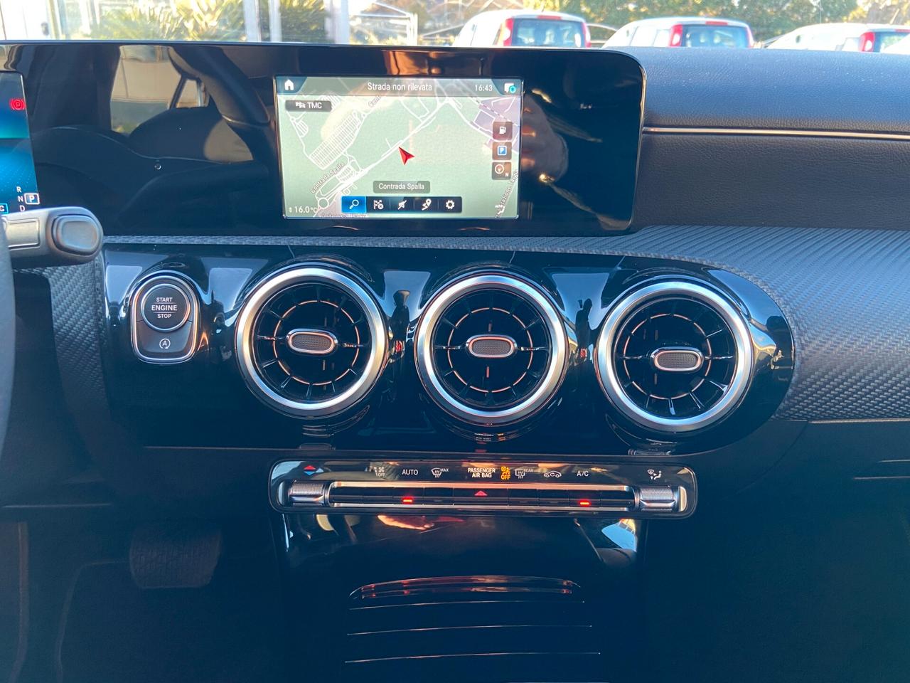 Mercedes-Benz A 180d Automatic Business