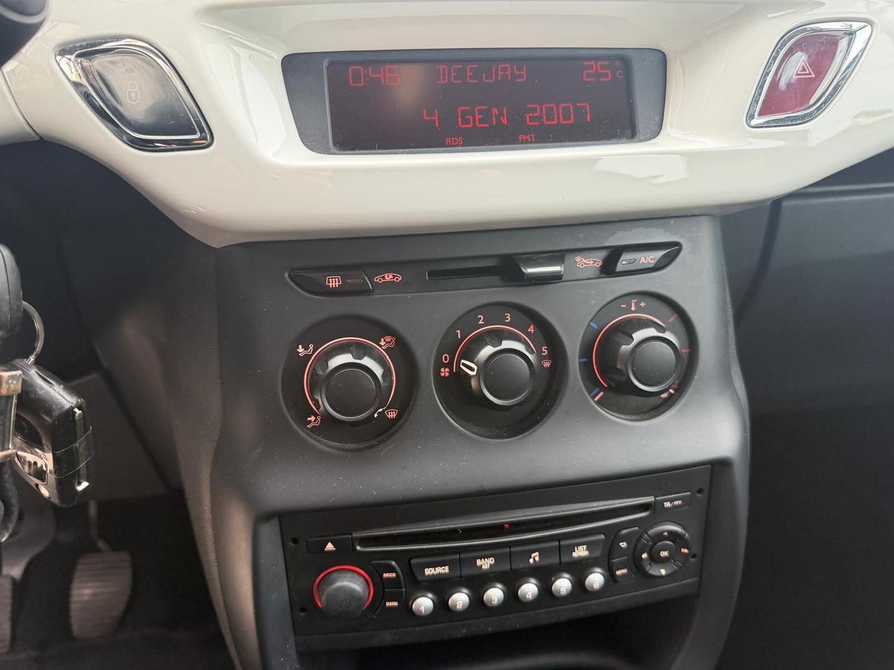 Citroen C3 20016 1.0 benzina euro6b neopatentati