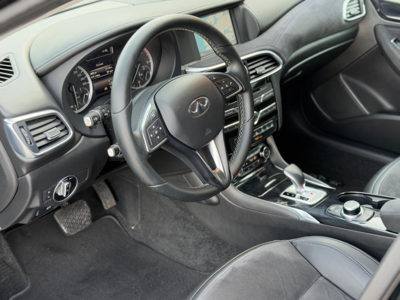 Infiniti Q30 1.5 diesel DCT Premium