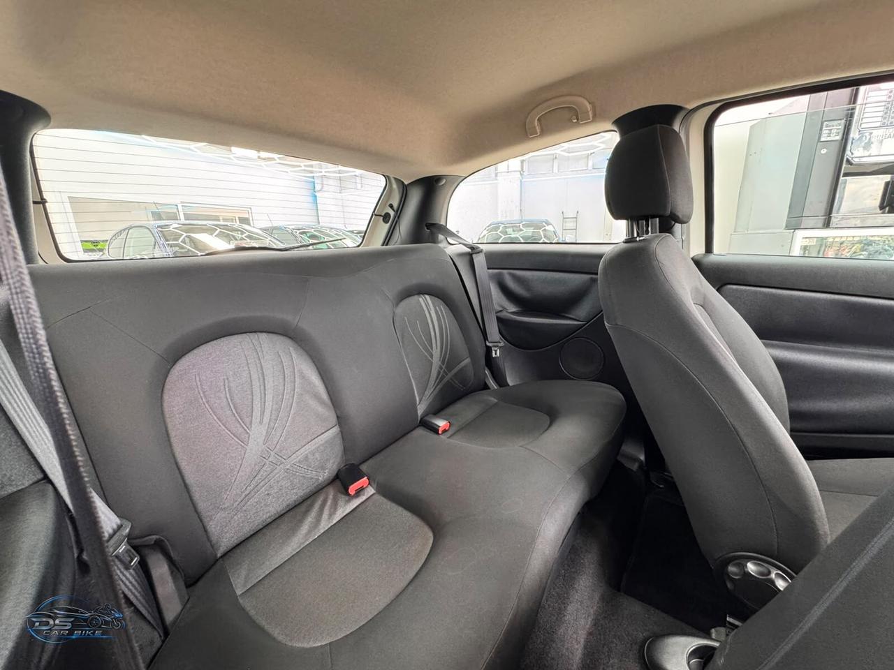 Lancia Ypsilon 1.2 69 CV Elle