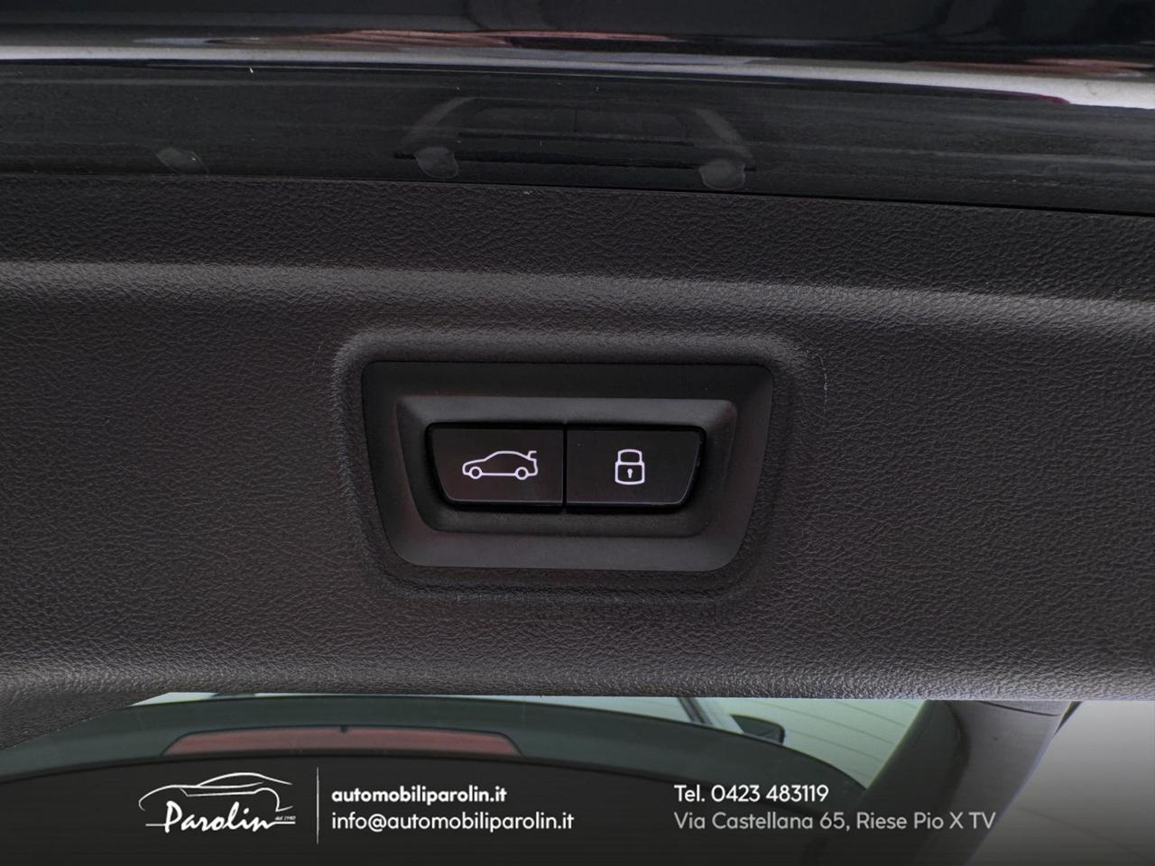 BMW Serie 3 Touring 320e Touring MSport Pro-Black-ACC-LED-19''