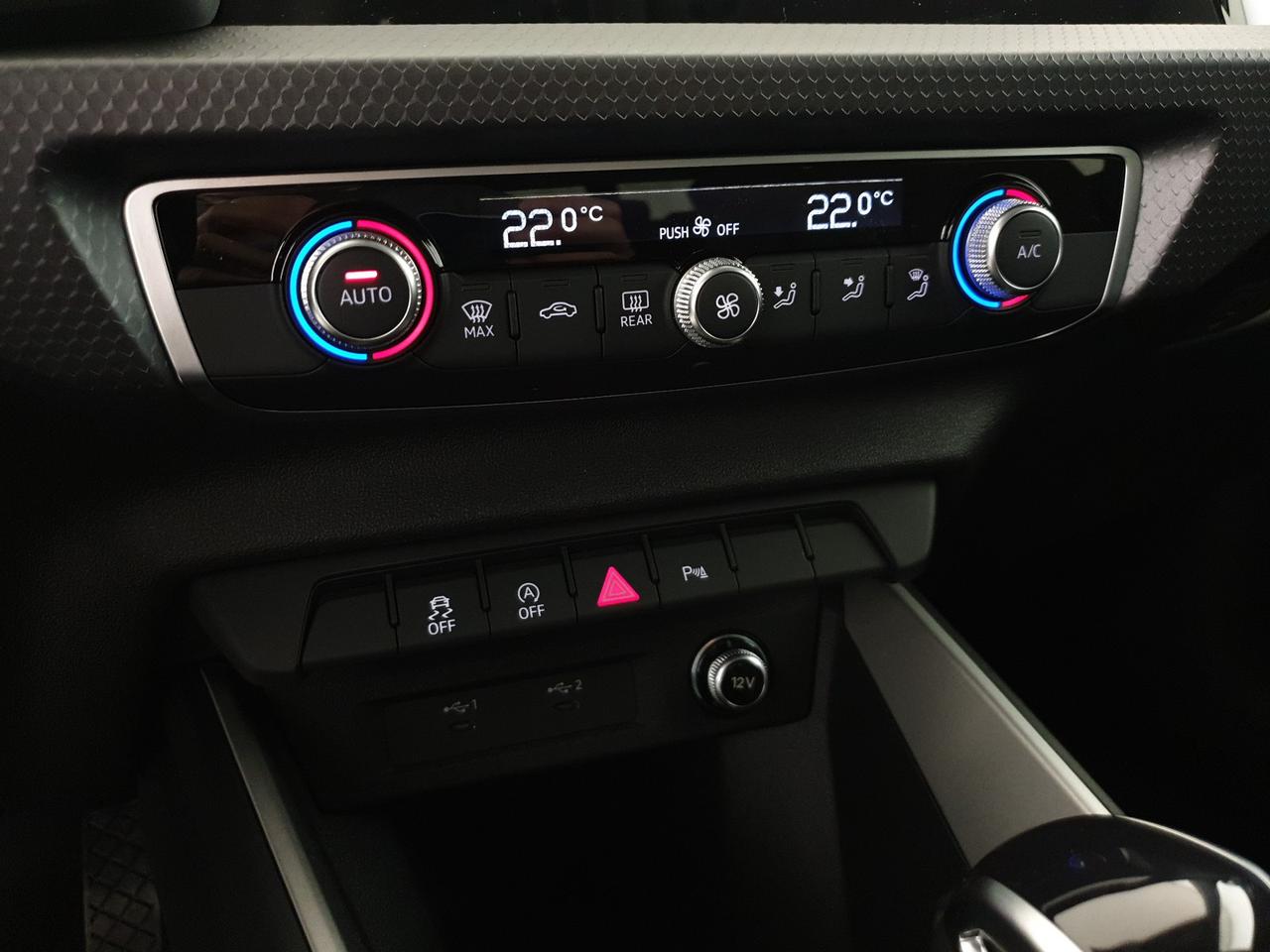 Sportback 30TFSI 116CV S tronic Identity Black