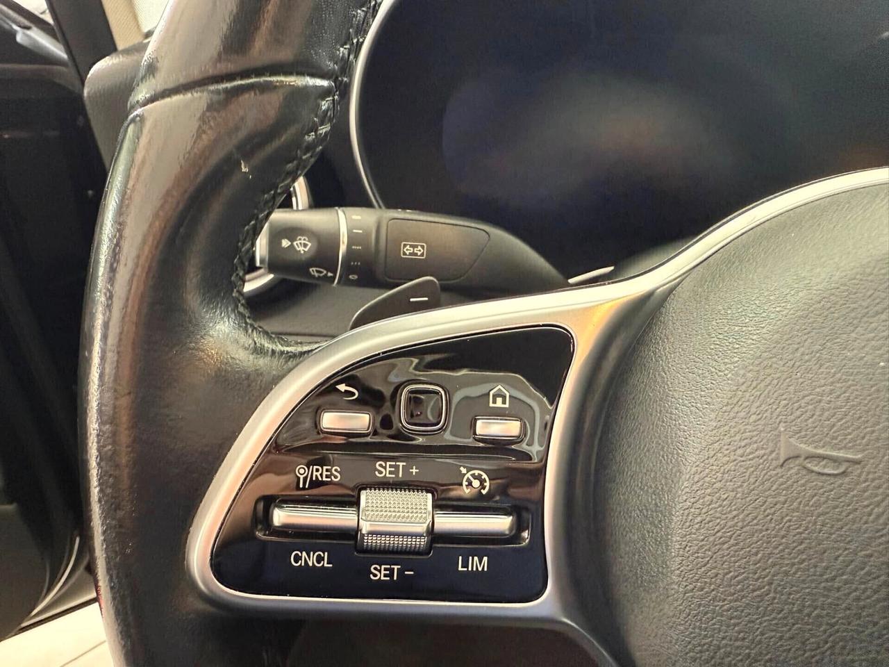 Mercedes-benz C 220 Premium AMG