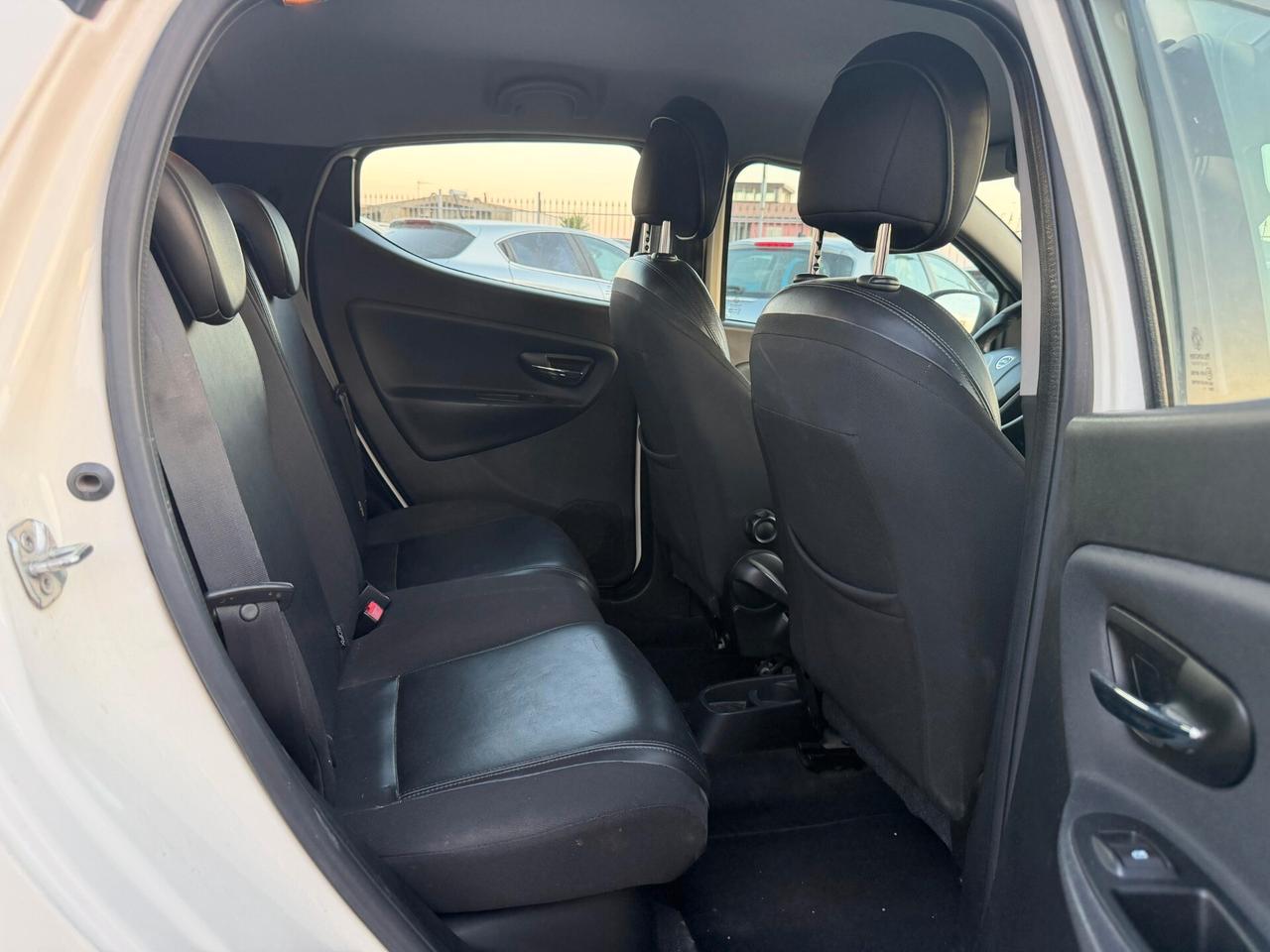 Lancia Ypsilon 1.3 MJT 16V 95 CV 5 porte S&S Platinum