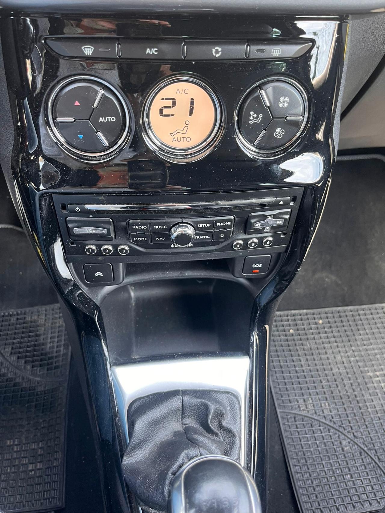 Ds DS3 3 1.6 THP Just Black - 2014