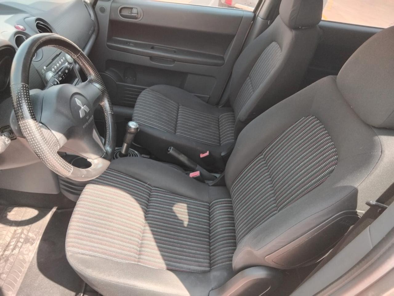 MITSUBISHI COLT 1.1 CLIMA GARANTITA