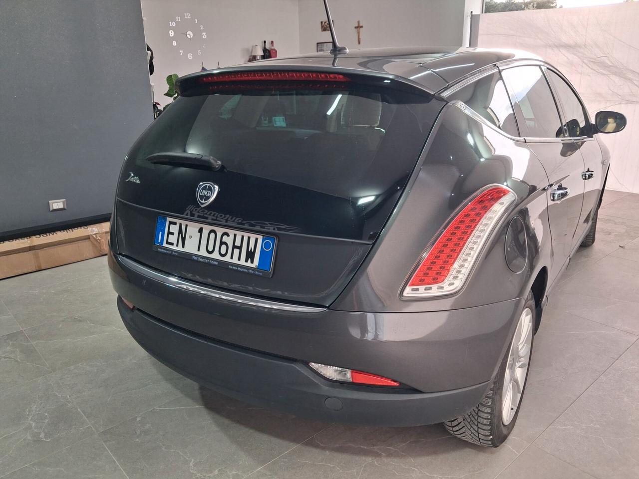 Lancia Delta 1.6 MJT DPF automatica unico proprietario