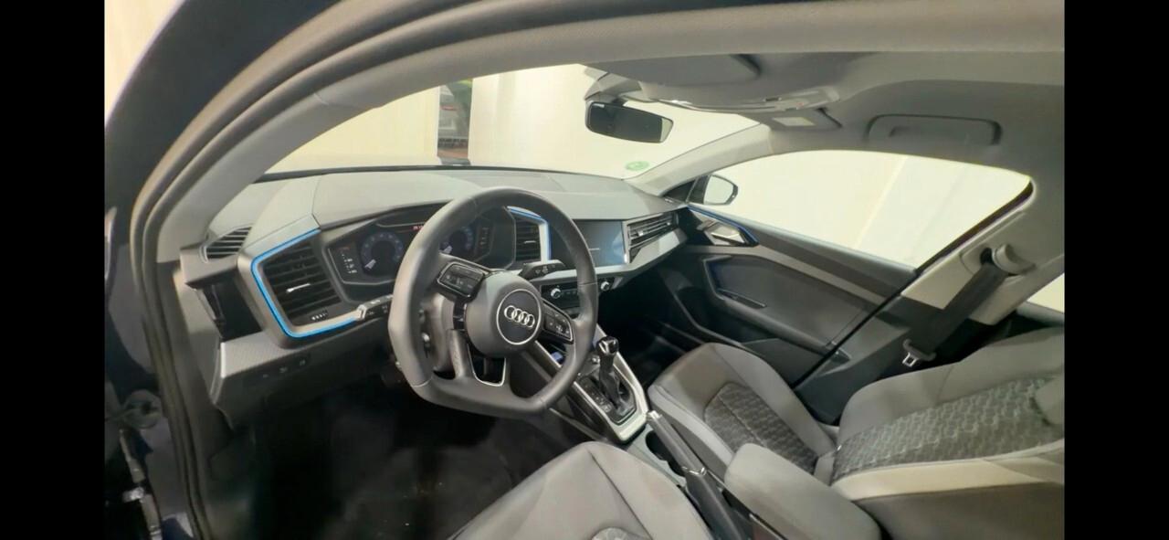Audi A1 SPB 30 TFSI S tronic line edition