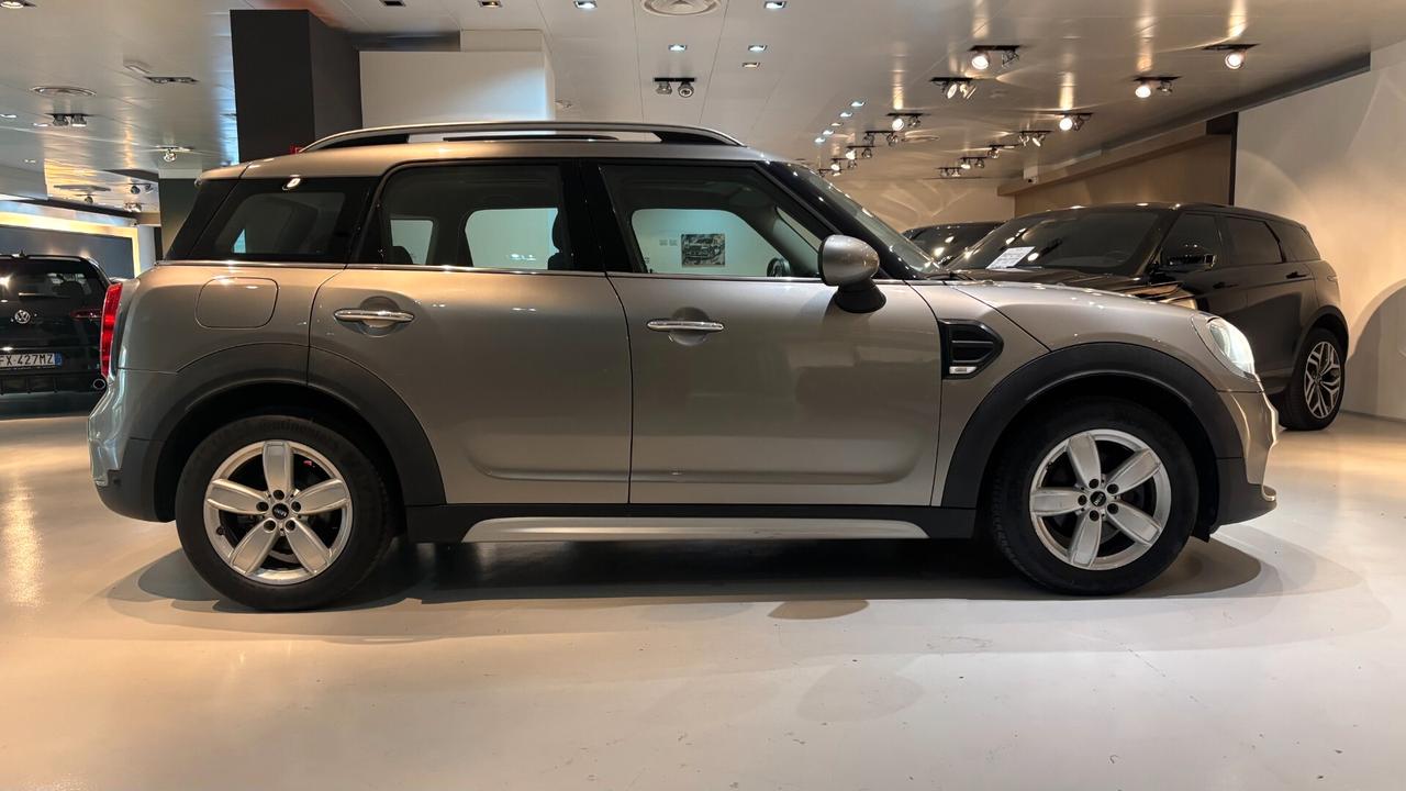 MINI COOPER COUNTRYMAN 1.5 BENZINA 102CV - 2017