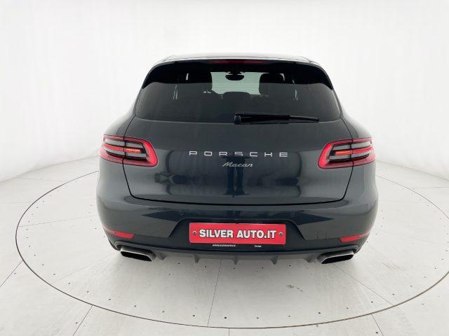 PORSCHE Macan 2.0