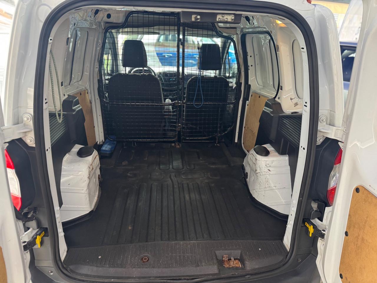Ford Transit Courier 1.5 TDCi 75CV Van Entry