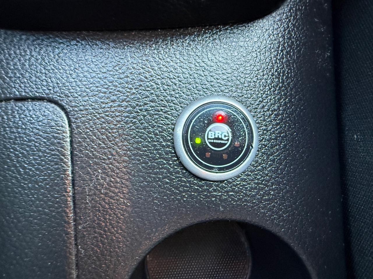 Kia Stonic 1.4 MPI EcoGPL Style - Neopatentati