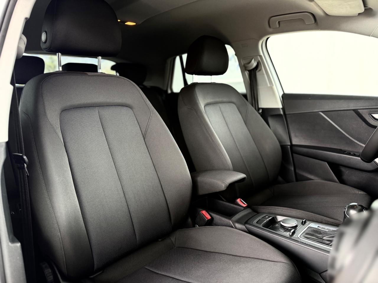 AUDIQ2 1.6 TDI S tronic *NAVI