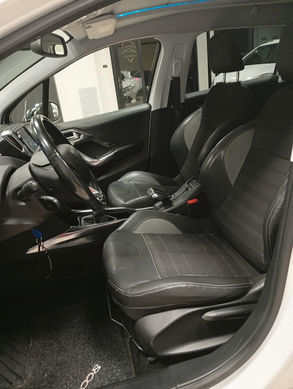 Peugeot 2008 1.6 e-HDi 92 CV Stop&Start Urban Cross