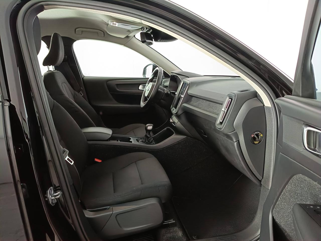 VOLVO XC40 - XC40 2.0 d3