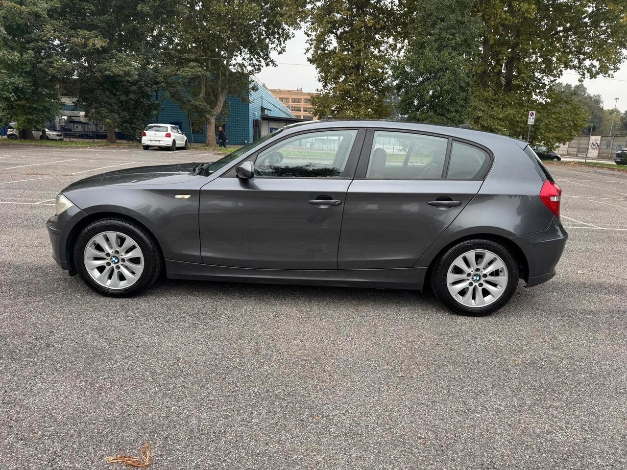 Bmw 116 116i cat 5 porte Futura